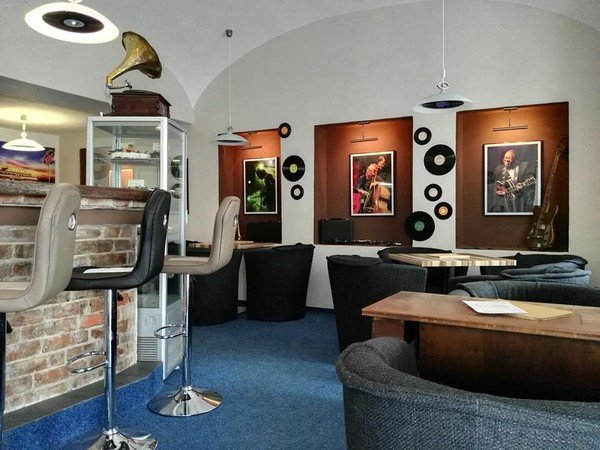 Vinyl Café